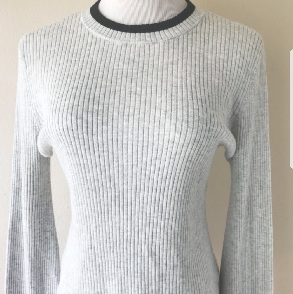 Frame Bell-Sleeve Ribbed Knit Top - Picture 3 of 7